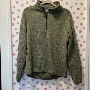 Avalanche Peak 1/4 Zip Mock Neck Pullover in Olive Green Size Medium